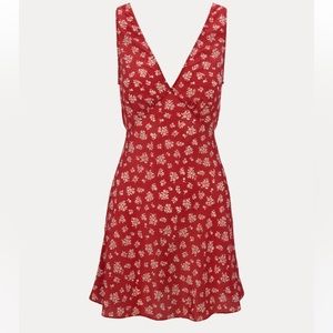 NWOT Réalisation par Isabelli dress in saffron